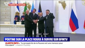 Vladimir Poutine et les dirigeants prorusses se prennent par les mains et scandent "Russie!" après avoir signé l'annexion 