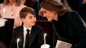 Kate, la princesse de Galles et le prince Louis lors du service religieux "Together At Christmas" à l'abbaye de Westminster, le 5 décembre 2025 à Londres