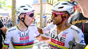 Tadej Pogacar et son coéquipier Jhonatan Narvaez après la 4e étape du Tour de France, le 8 juillet 2025