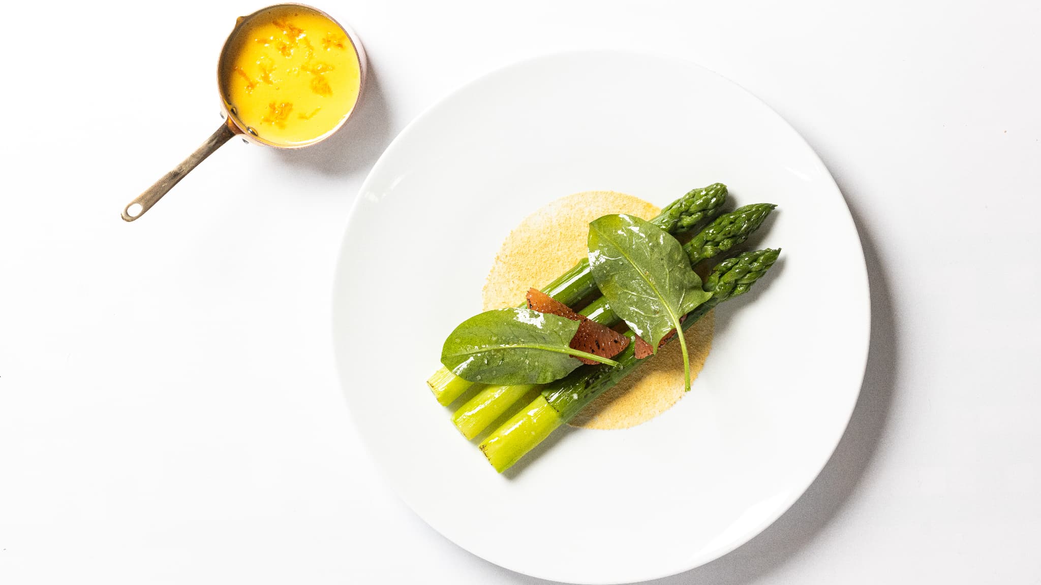 Asperges vertes suprêmes pamplemousse sabayon - Drouant Asperges vertes suprêmes pamplemousse sabayon - Drouant