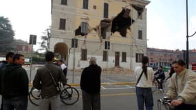 A Sant' Agostino, près de Ferrare, dans le nord de l'Italie. Un séisme de magnitude 5,9 sur l'échelle de Richter s'est produit dimanche, à l'aube, au nord-ouest de la ville italienne de Bologne, faisant trois morts et provoquant des dégâts matériels. /Pho