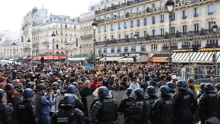 Des manifestants et des CRS à la gare du Nord le 10 septembre 2025
