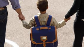 Certains députés voudraient que les allocations de rentrée scolaire soient directement versées aux départements, qui prennent en charge les enfants placés.