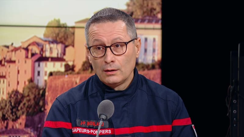 Incendies: "Une vingtaine de feux" sont actifs ce samedi "de la Corse jusqu'en Loire-Atlantique"