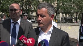 Gerald Darmanin a annoncé la réalisation de 870.000 enquêtes administratives pour "écarter les menaces" potentielles ce mercredi 17 juillet.  