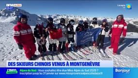 Des adolescents chinois s'entraînent au ski à Montgenèvre