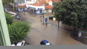 Grosse inondation à Nîmes - Témoins BFMTV