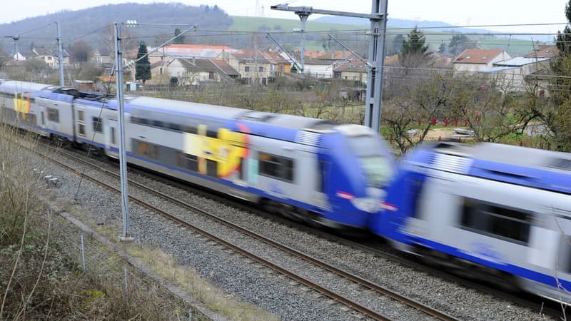 Un TER est entré en collision avec un camion à Toulenne en Gironde mercredi (photo d'illustration).