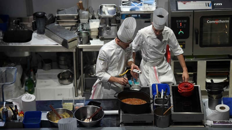 Le Bocuse d'Or France a récompensé Laurent Lamal parmi huit cuisiniers, le 22 septembre 2015.