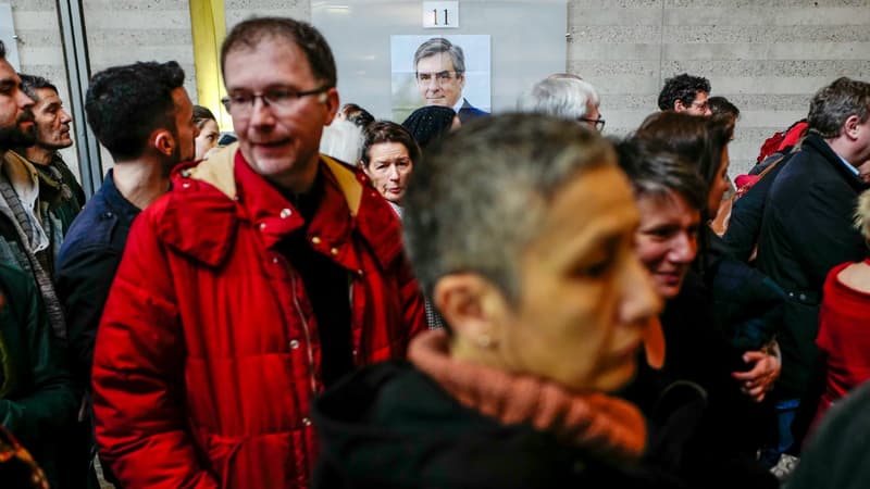 Des électeurs de François Fillon à l'annonce des résultats dimanche.