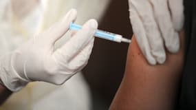 Un rapport officiel remet en cause la pertinence de vacciner autant de nourrissons contre la gastro-entérite.