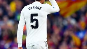 Varane s'est blessé au genou et pourrait manquer le Clasico ce week-end.