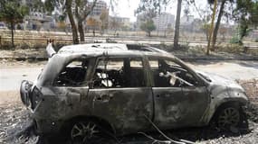 A Homs, lundi. L'opposition syrienne a accusé mardi l'armée gouvernementale d'intensifier ses bombardements sur les quartiers résidentiels de Homs, les autorités de Damas affirmant de leur côté que les rebelles empêchaient l'évacuation de la population ci