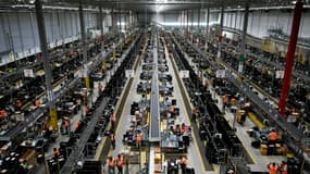 Amazon mène un programme pilote dans cinq de ses entrepôts américains. 