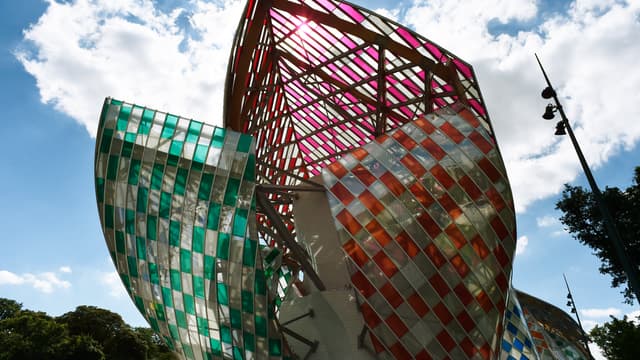 La Fondation Vuitton située au Bois de Boulogne dans le XVIe arrondissement de Paris.