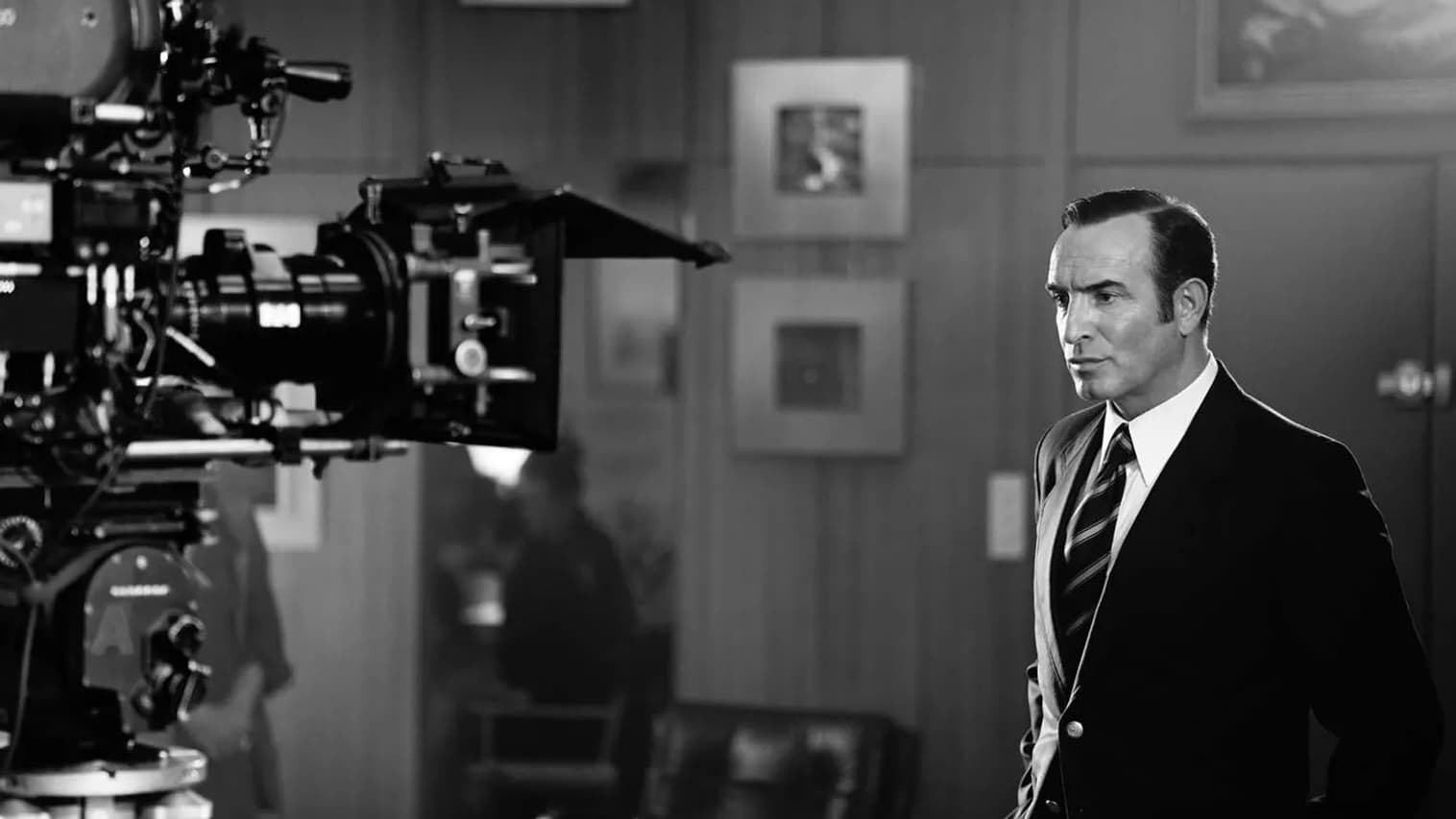 Jean Dujardin sur le tournage de "OSS 117: Alerte Rouge en Afrique Noire" Jean Dujardin sur le tournage de "OSS 117: Alerte Rouge en Afrique Noire"