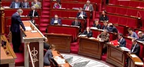 Mamère à Valls: "Vous vous transformez il faut le dire en pompier pyromane"