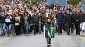 Dimanche, 1.700 personnes avaient défilé silencieusement à Joeuf pour soutenir la famille du petit garçon.