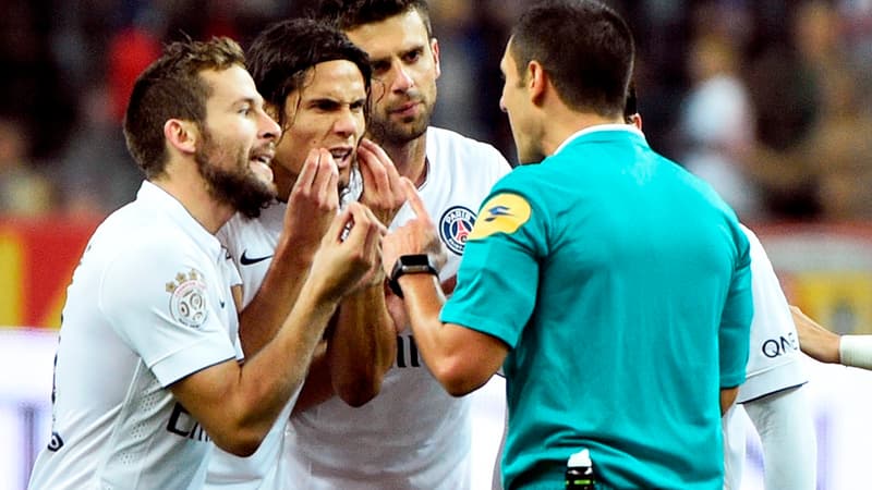 Edinson Cavani conteste la décision de Nicolas Rainville