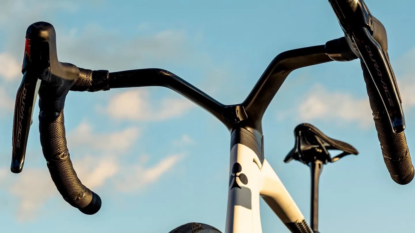 Le nouveau Y1RS de Colnago qui va équiper Pogacar en 2025 Le nouveau Y1RS de Colnago qui va équiper Pogacar en 2025