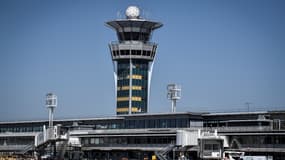Tour de contrôle de l'aéroport d'Orly