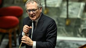 Le rapporteur général du Budget de l’État Philippe Juvin, à l'Assemblée nationale à Paris, le 19 novembre 2025