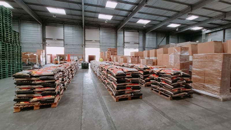 Des sacs de riz brun importés et saisis par les douanes