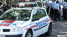 La police parisienne a procédé dans la nuit de samedi à dimanche à l'arrestation d'un diplomate suisse auprès de l'OCDE.