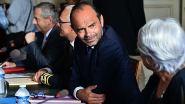 Le Premier ministre juge les emplois aidés "inefficaces"