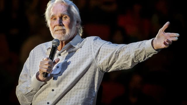 Le chanteur de country Kenny Rogers en 2017