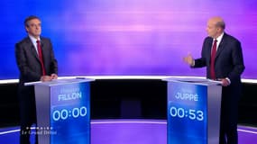 François Fillon et Alain Juppé ont affiché leurs désaccords sur la rémunération des fonctionnaires. 