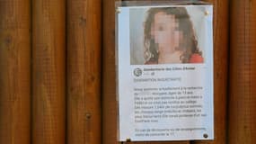 Une affichette relayant l'appel à témoins des gendarmes pour retrouver Morgane, une adolescente disparue le 25 novembre 2024 dans les Côtes-d'Armor.