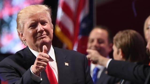 Donald Trump et son fils Donald Trump Jr. à la convention du Parti républicain le 21 juillet 2016. 