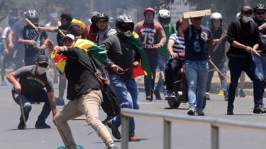 Des affrontements entre civils à Cochabamba