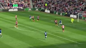 Manchester United retrouve le chemin de la victoire (3-0)