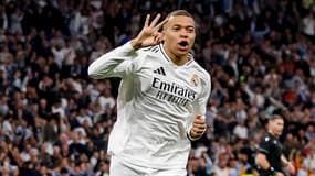 Kylian Mbappé célèbre un triplé avec le Real Madrid contre Manchester City en Ligue des champions, le 19 février 2025