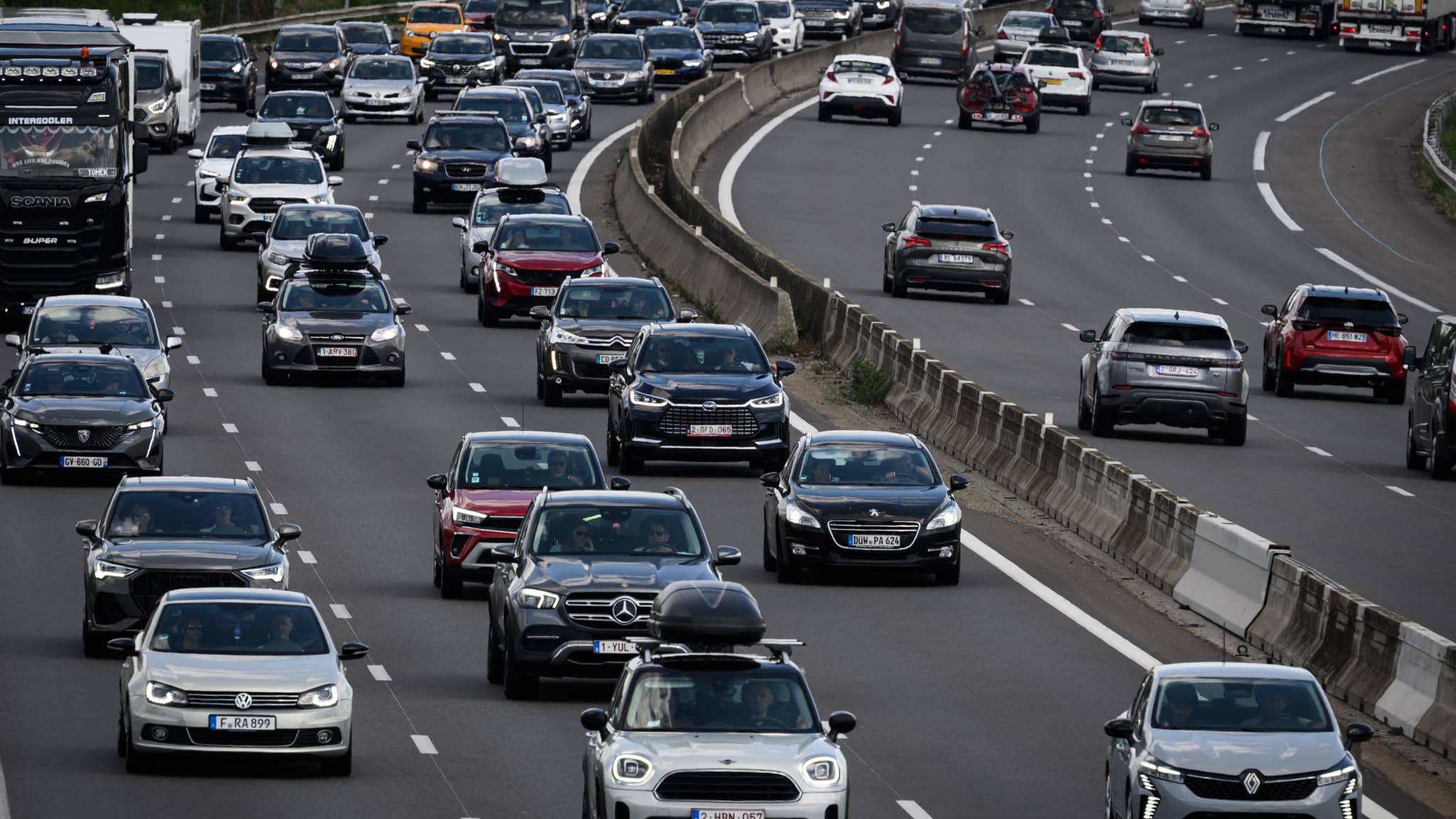 UN PLUS BAS HISTORIQUE: IL Y A EU MOINS DE TUÉS SUR LES AUTOROUTES EN 2024, MALGRÉ DES COMPORTEMENTS À RISQUE PERSISTANTS