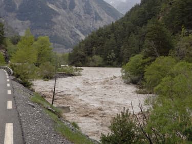 Après de gros orages, des inondations ont été signalées à Faucon-de-Barcelonnette ce mercredi 18 mai.