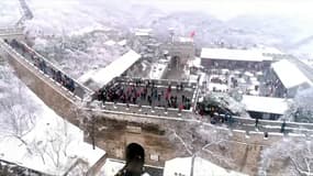 Les très belles images de la grande muraille de Chine sous la neige