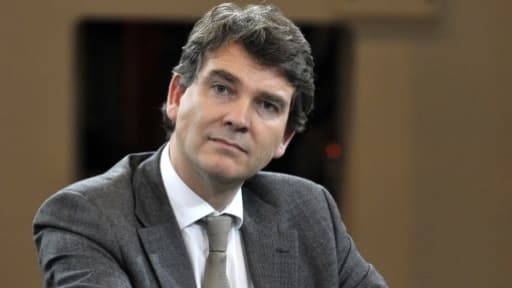 Arnaud Montebourg, le ministre du Redressement productif, poursuit son offensive contre la guerre des prix dans la 4G