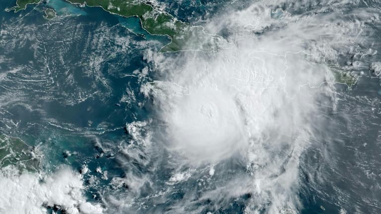 Image satellite de l'agence américaine NOAA montrant l'ouragan Béryl le 3 juillet 2024