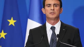 Manuel Valls a indiqué que le groupe de travail travaillera sur deux scénarios: une renégociation ou une résiliation des contrats