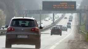 Les pics de pollution ont poussé les candidats aux municipales à Paris à s'exprimer sur le sujet, quitte à assumer leurs désaccords à une semaine des élections (Photo d'illustration).