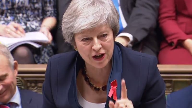 Theresa May défend l'accord trouvé avec les 27.