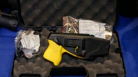 Beauvau envisage de doter tous les policiers d'un taser.