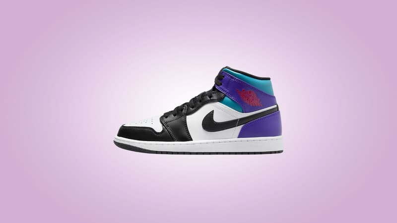 Les stocks de cette paire de Nike Air Jordan 1 Mid baissent à vu d'oeil, vu leur prix c'est normal