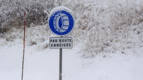 Quatre vigilance placés en vigilance orange neige