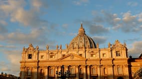 Plusieurs centaines de millions d'euros non-déclarés ont été découverts dans les caisses du Vatican.