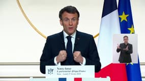 Emmanuel Macron annonce "une diminution visible" des effectifs militaires français en Afrique