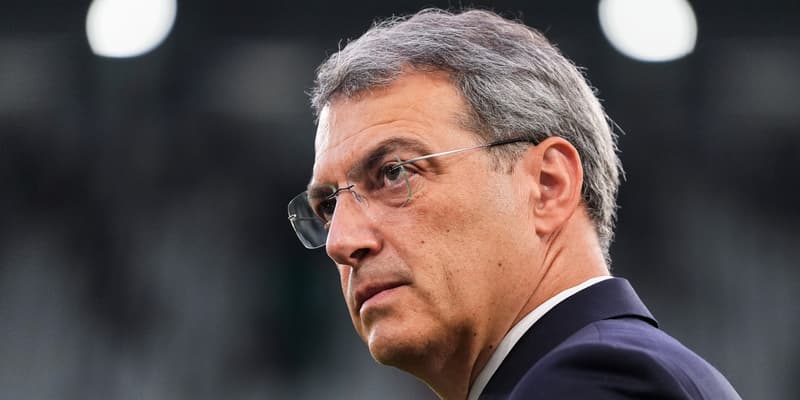 Damien Comolli avant le match de Serie A entre la Juve et Parme, le 24 août 2025.